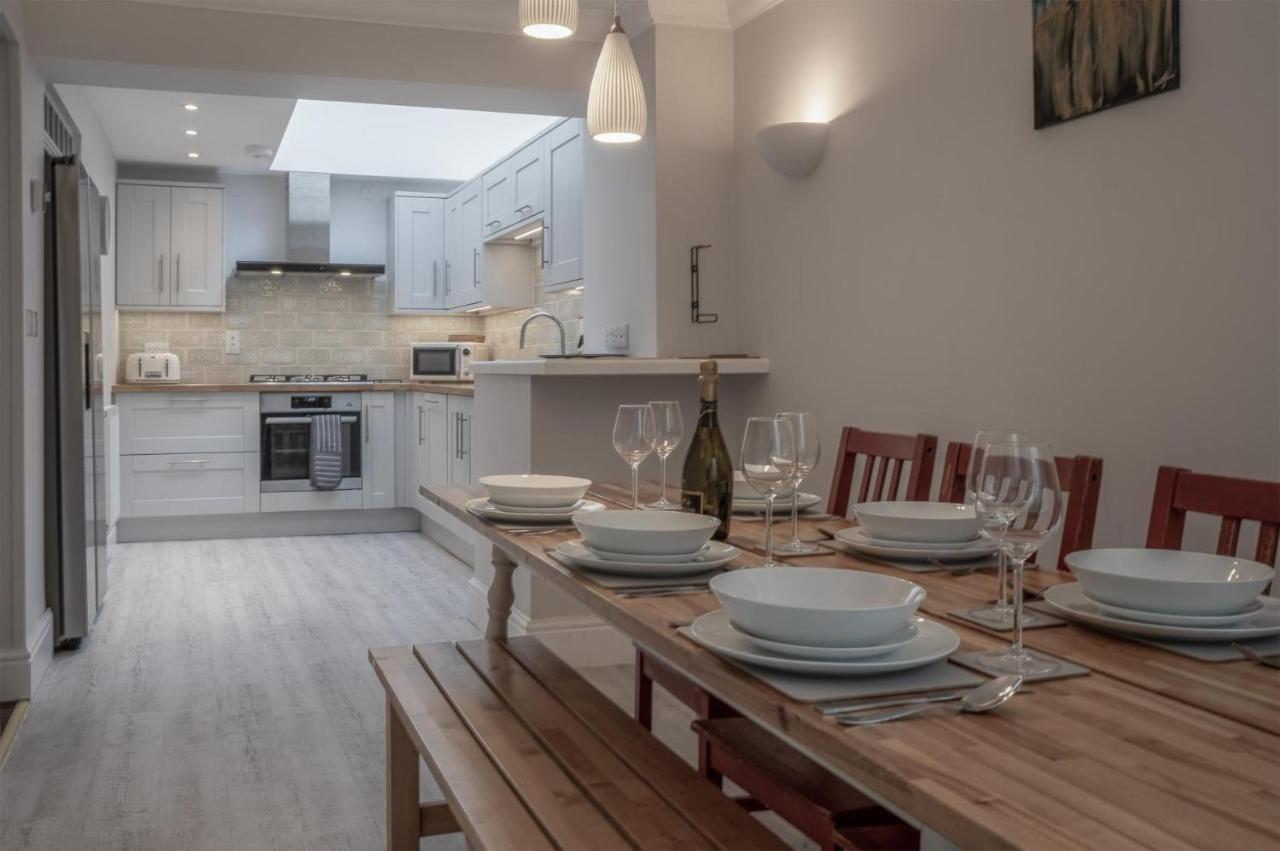 Noe Acre - 3 Bedroom Cottage - Tenby Eksteriør billede