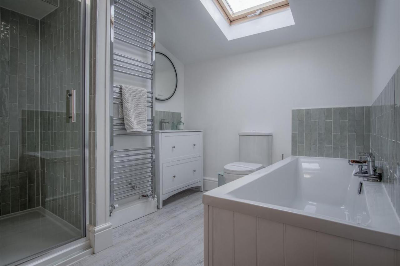 Noe Acre - 3 Bedroom Cottage - Tenby Eksteriør billede