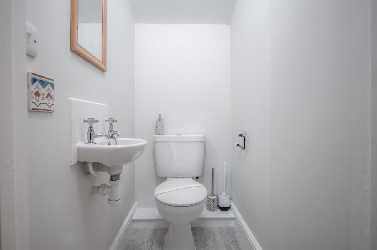 Noe Acre - 3 Bedroom Cottage - Tenby Eksteriør billede